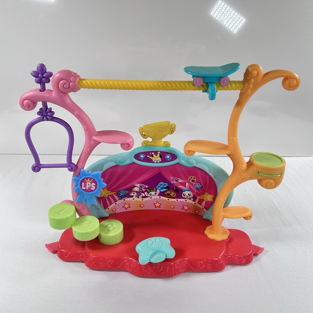 Littlest Pet Shop Tricks 'N Talents Show Playset Pretend Play CLEAN